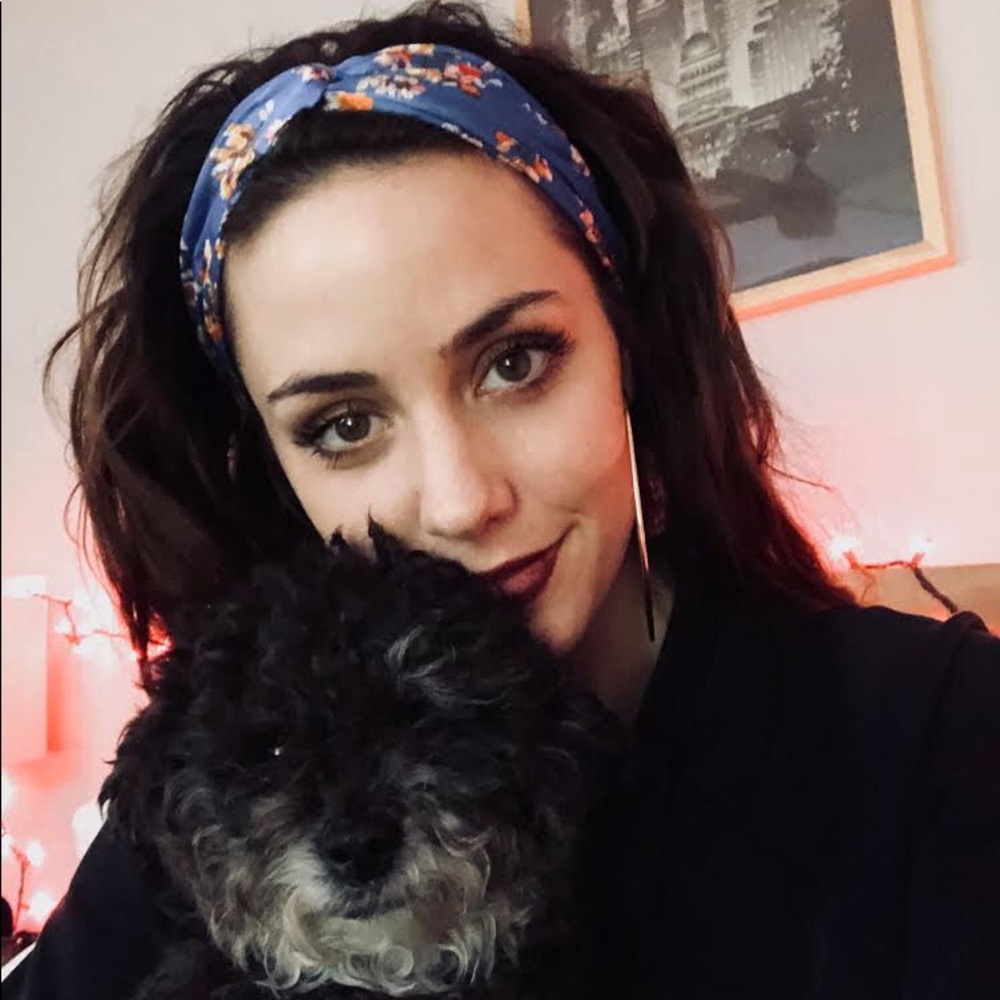 Meet your Posher, Julia